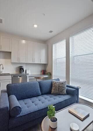 Cozysuites Spacious Sdo, Lawrenceville Питсбърг Екстериор снимка