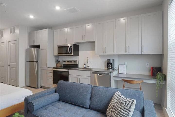 Cozysuites Spacious Sdo, Lawrenceville Питсбърг Екстериор снимка