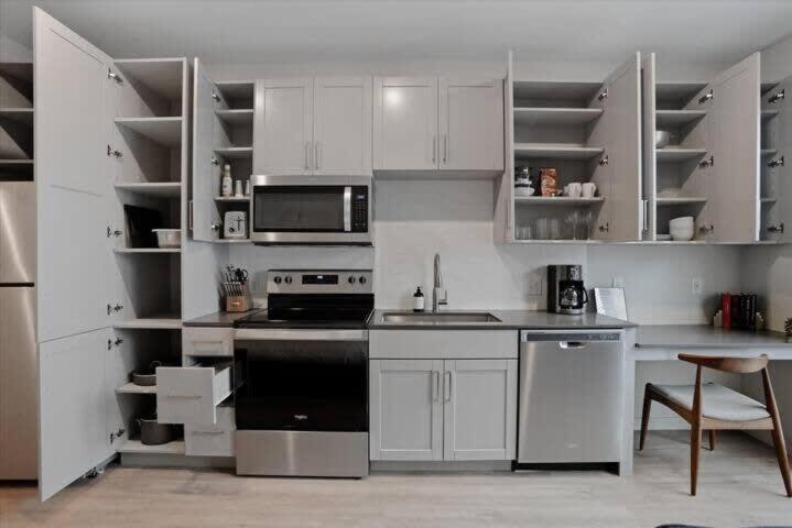 Cozysuites Spacious Sdo, Lawrenceville Питсбърг Екстериор снимка